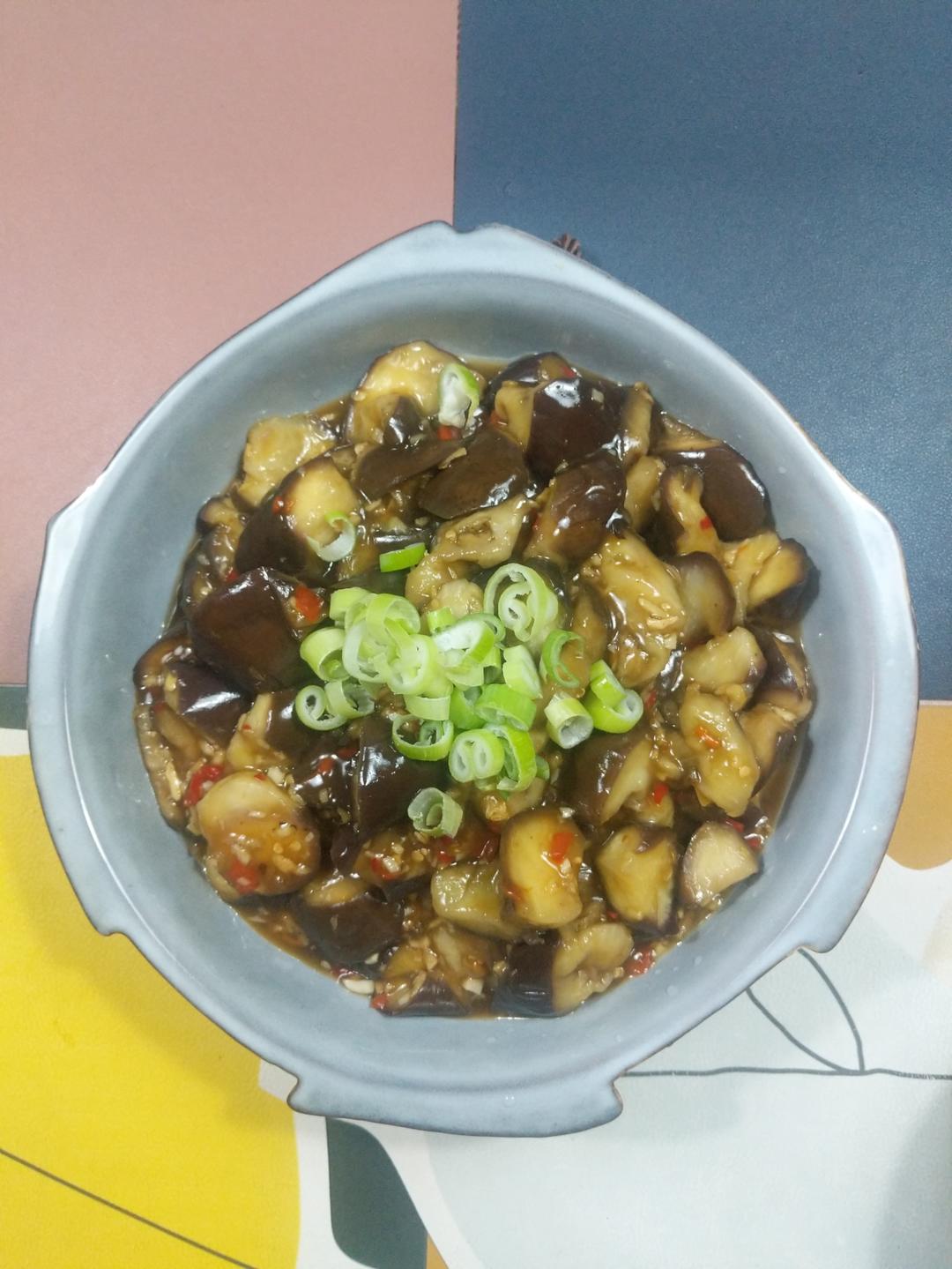 厨师长教你：“少油型鱼香茄子”的做法快收藏了