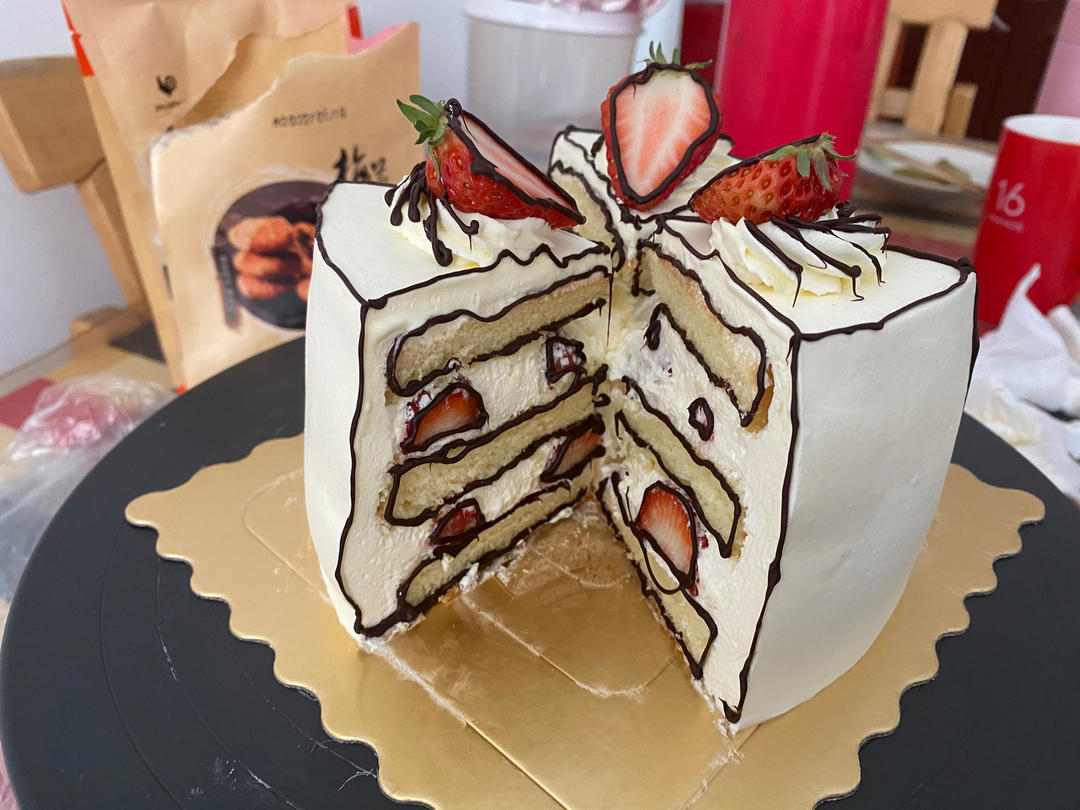 🍓二次元专属：漫画草莓蛋糕