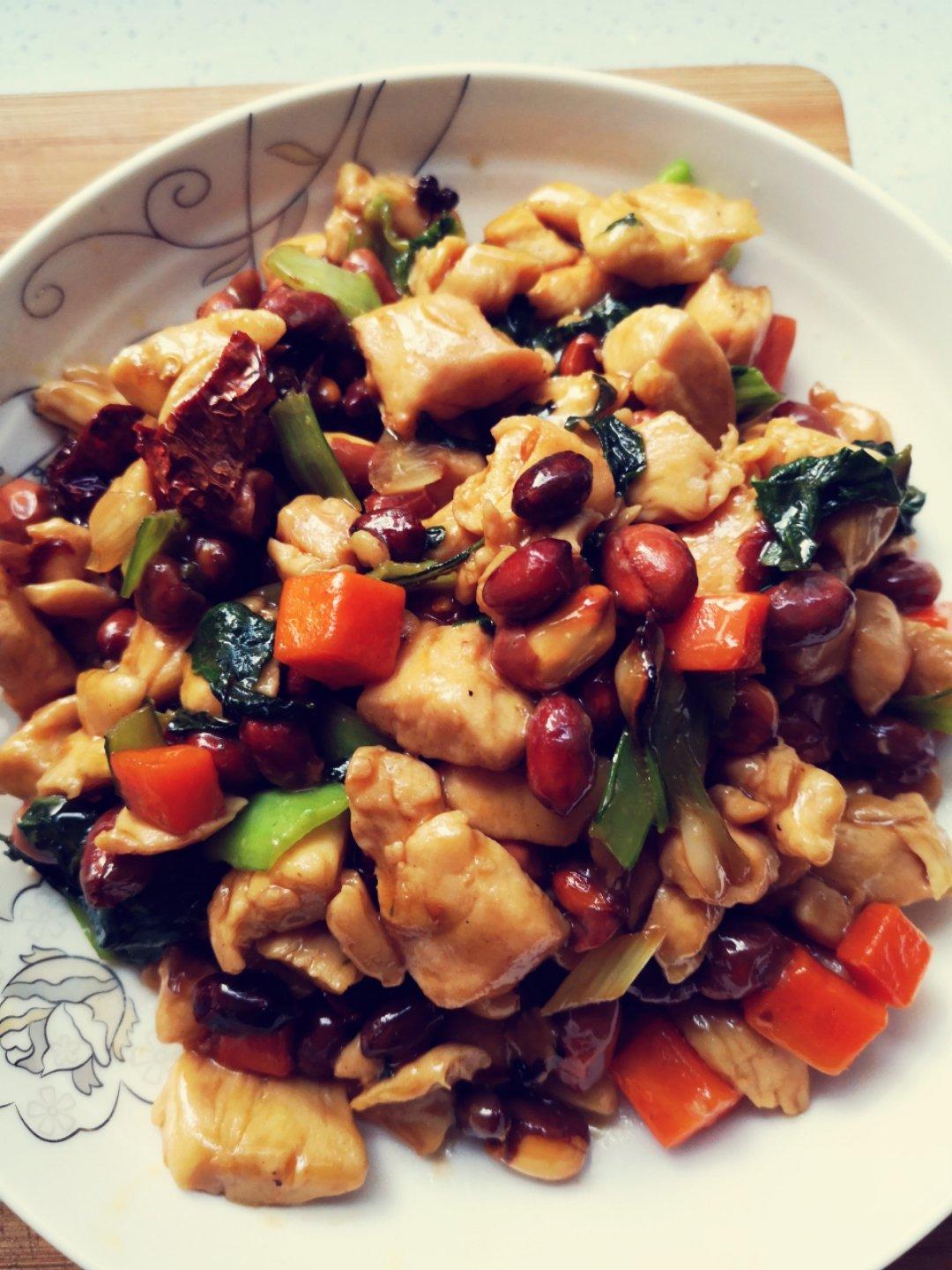 宫爆鸡丁（家传做法）