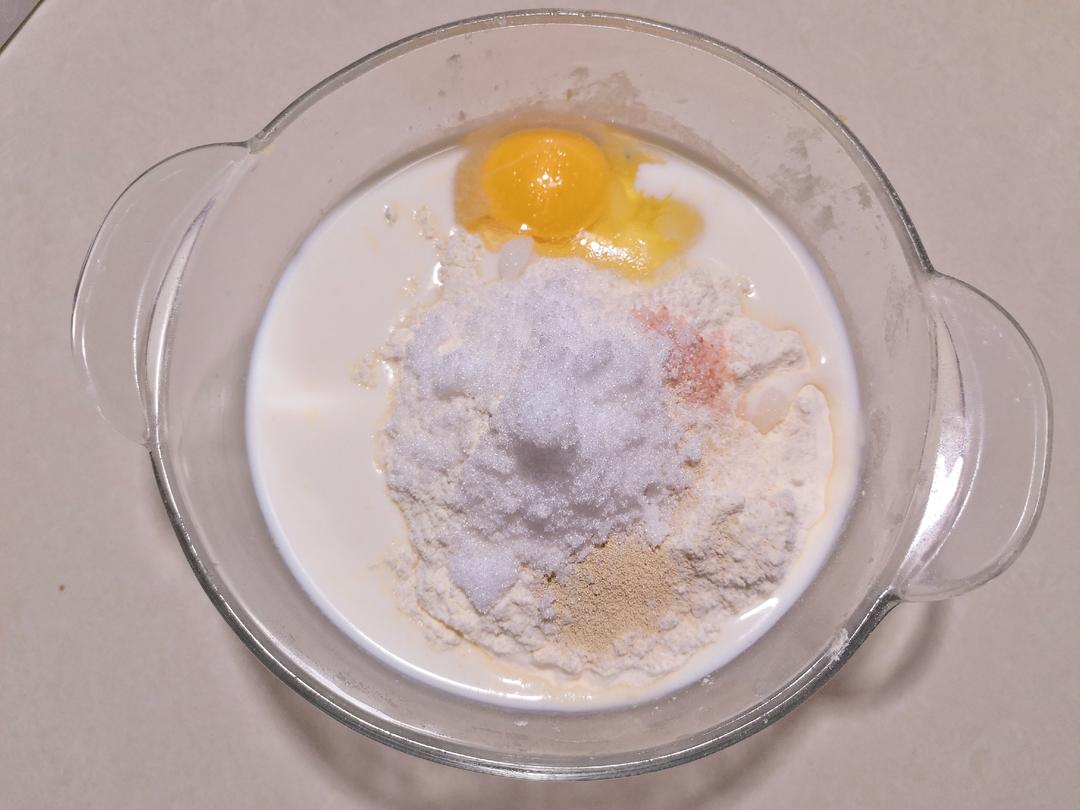 纯奶手撕吐司的做法 步骤1