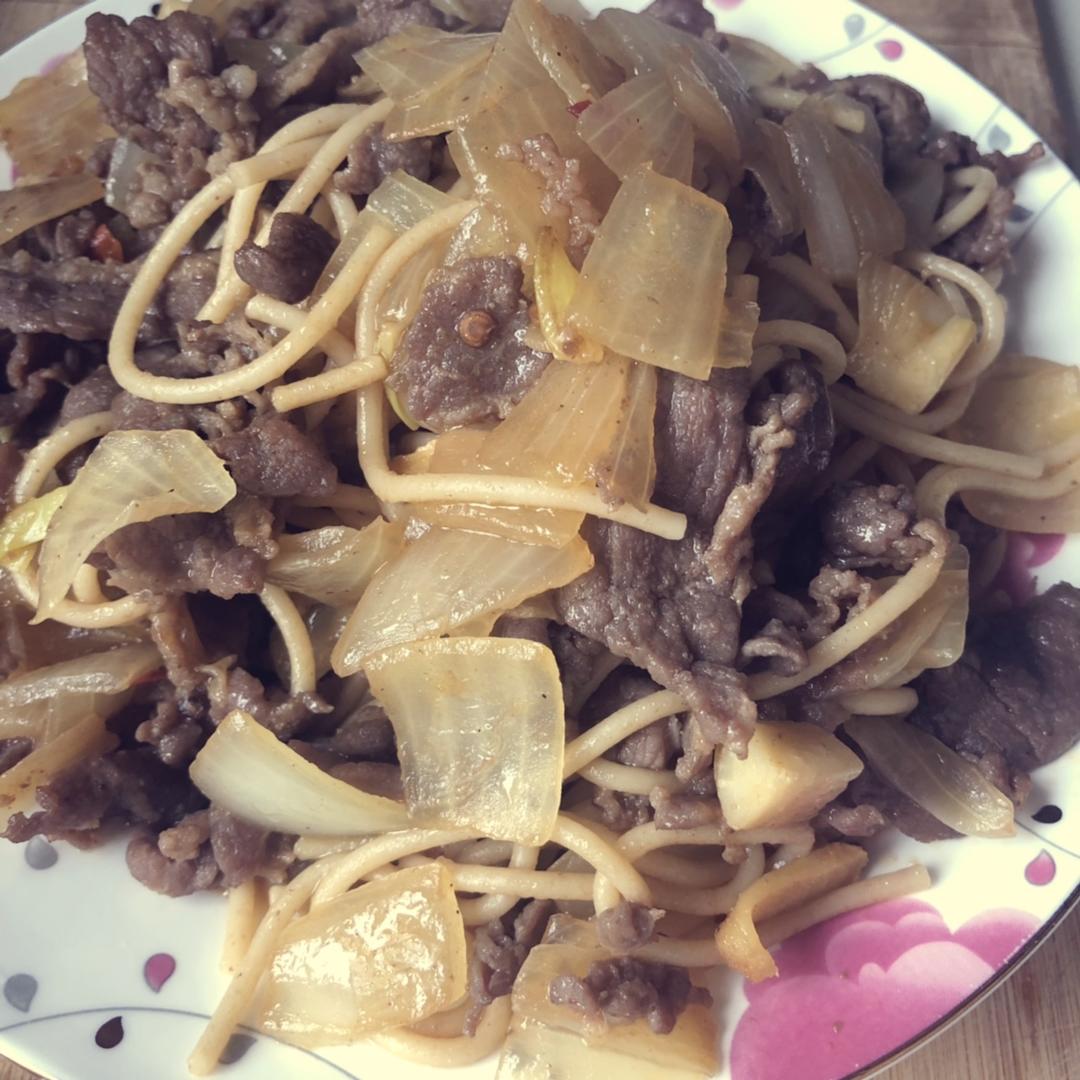 洋葱炒牛肉