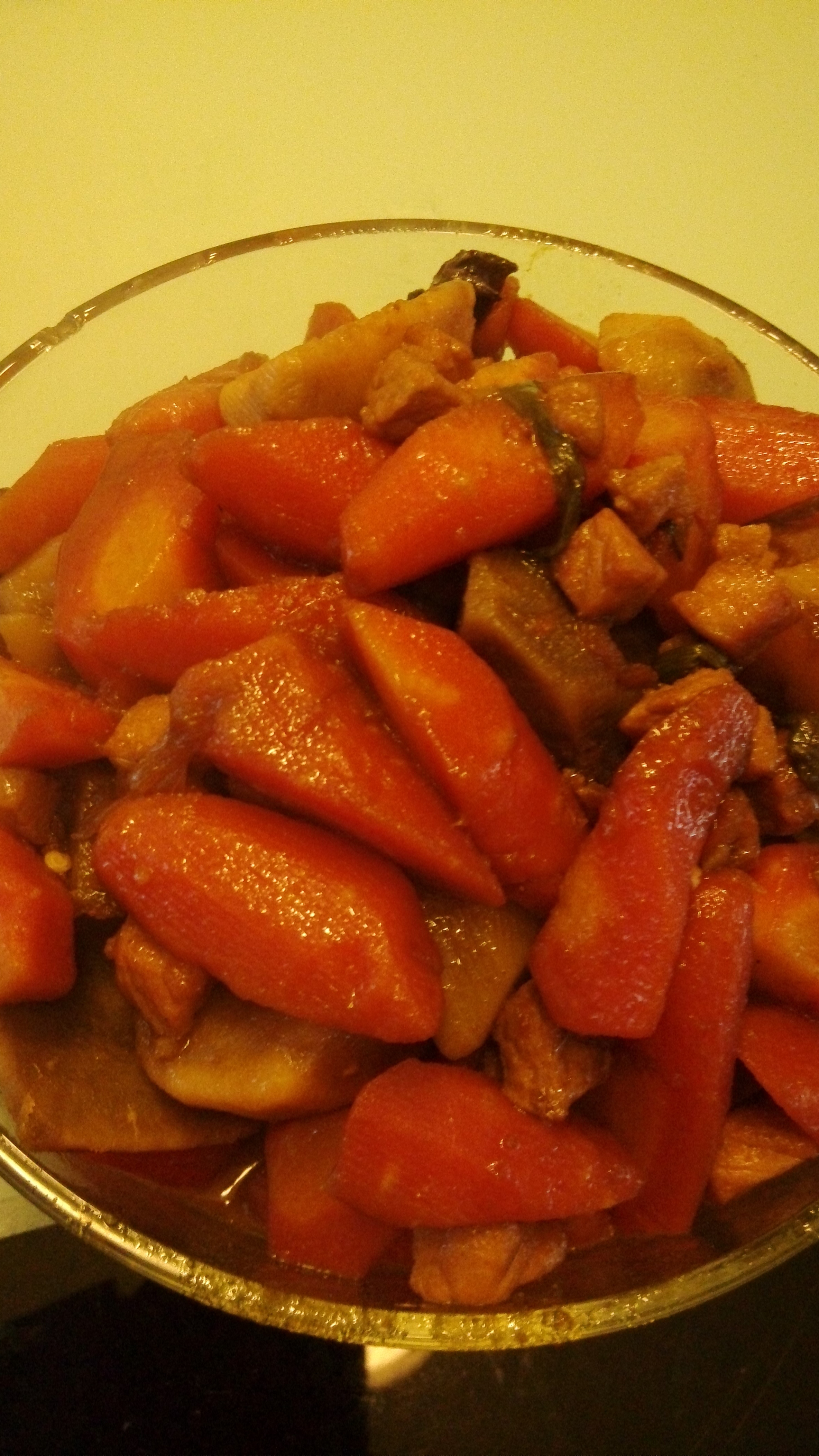 胡萝卜烧肉