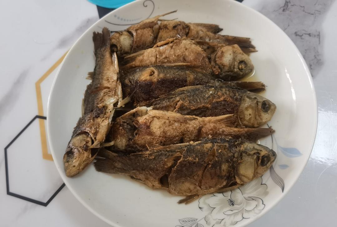 酥鲫鱼（家庭版）