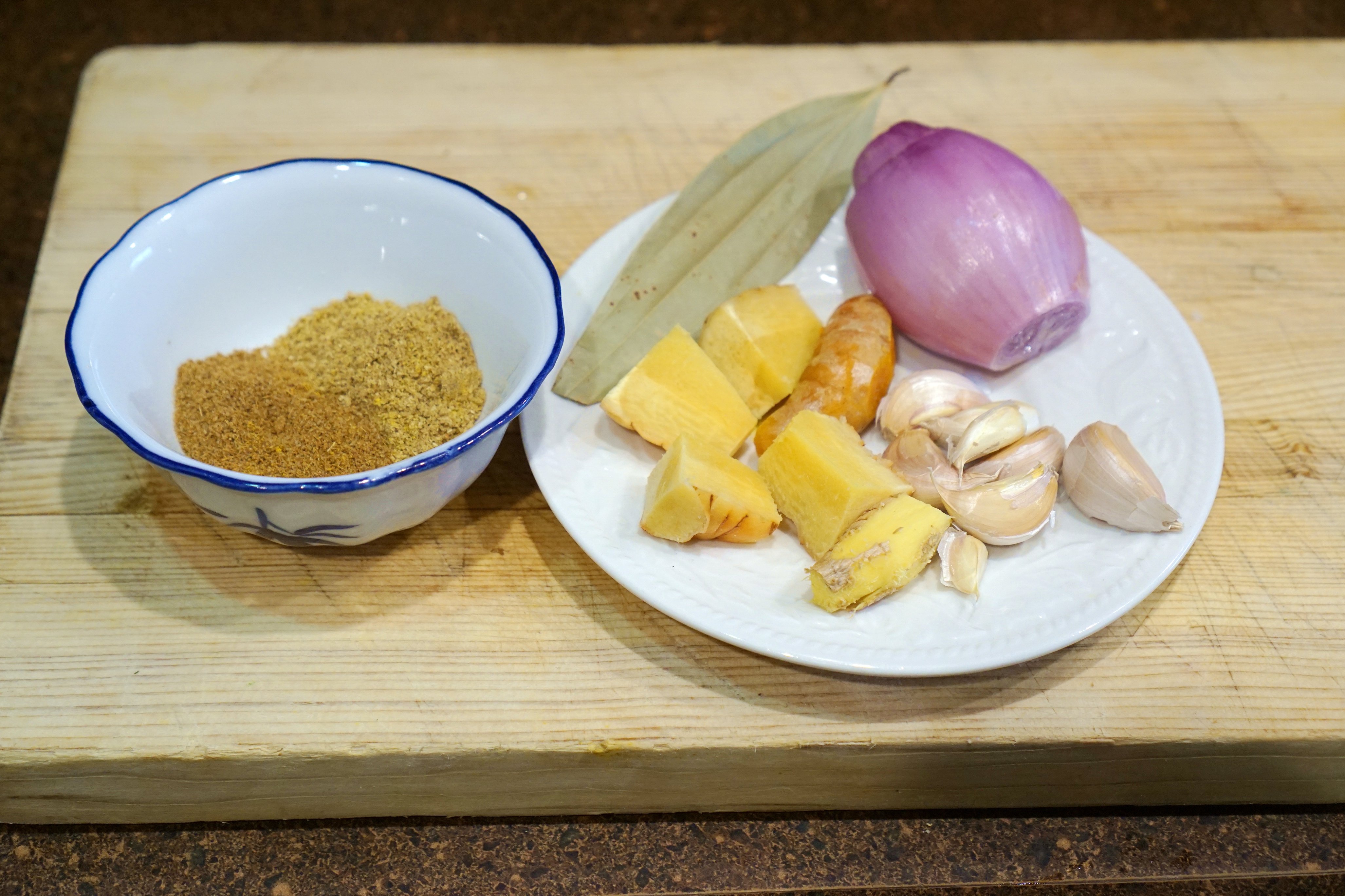 【印尼碎碎鸡】Ayam Penyet的做法 步骤1