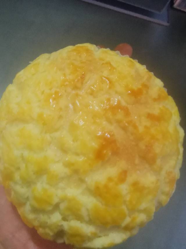 好吃到炸裂的港式菠萝包（附带制作酥皮的小视频）