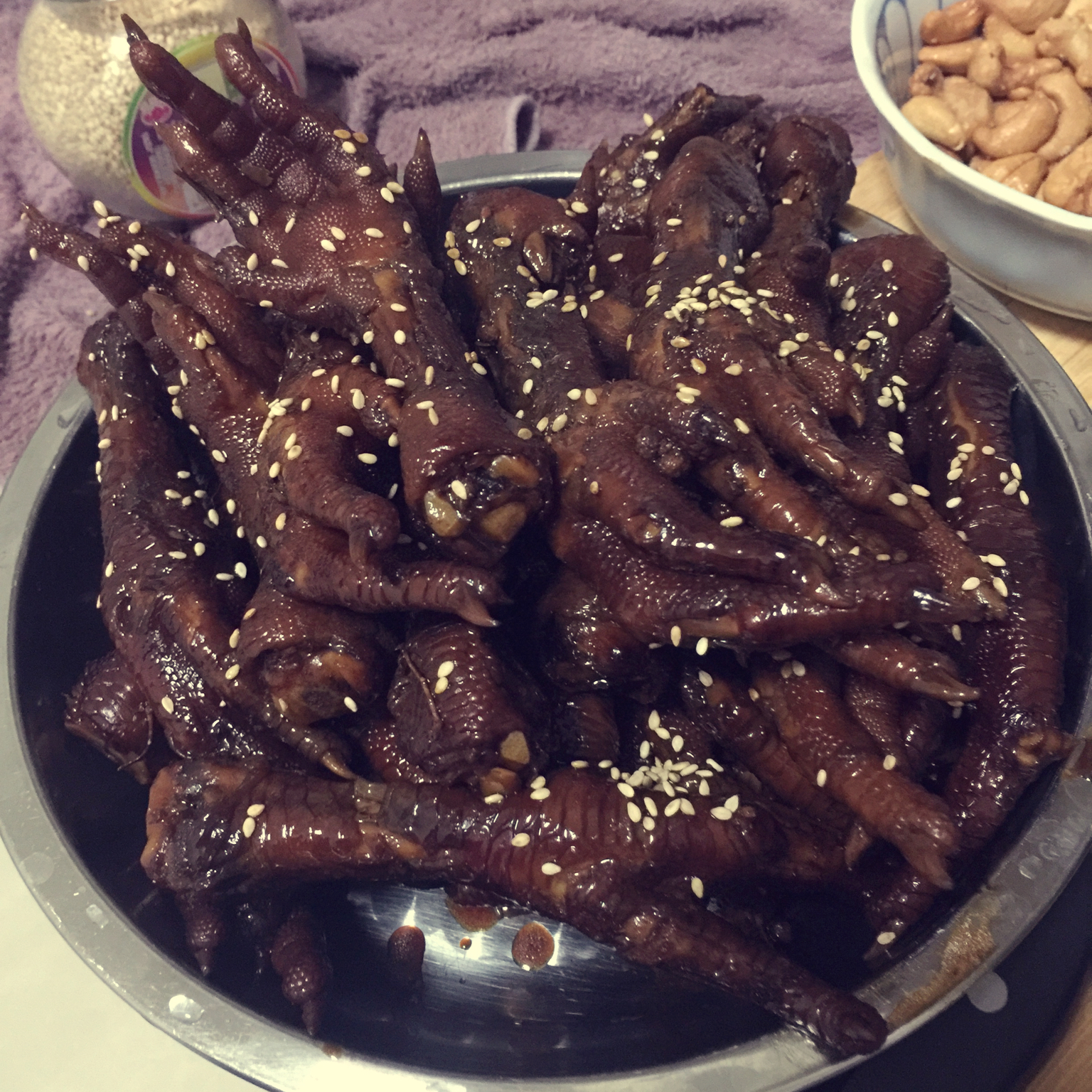 周黑鸭风味鸡翅，鸡爪（鸭脖鸭翅鸭舌锁骨均可）