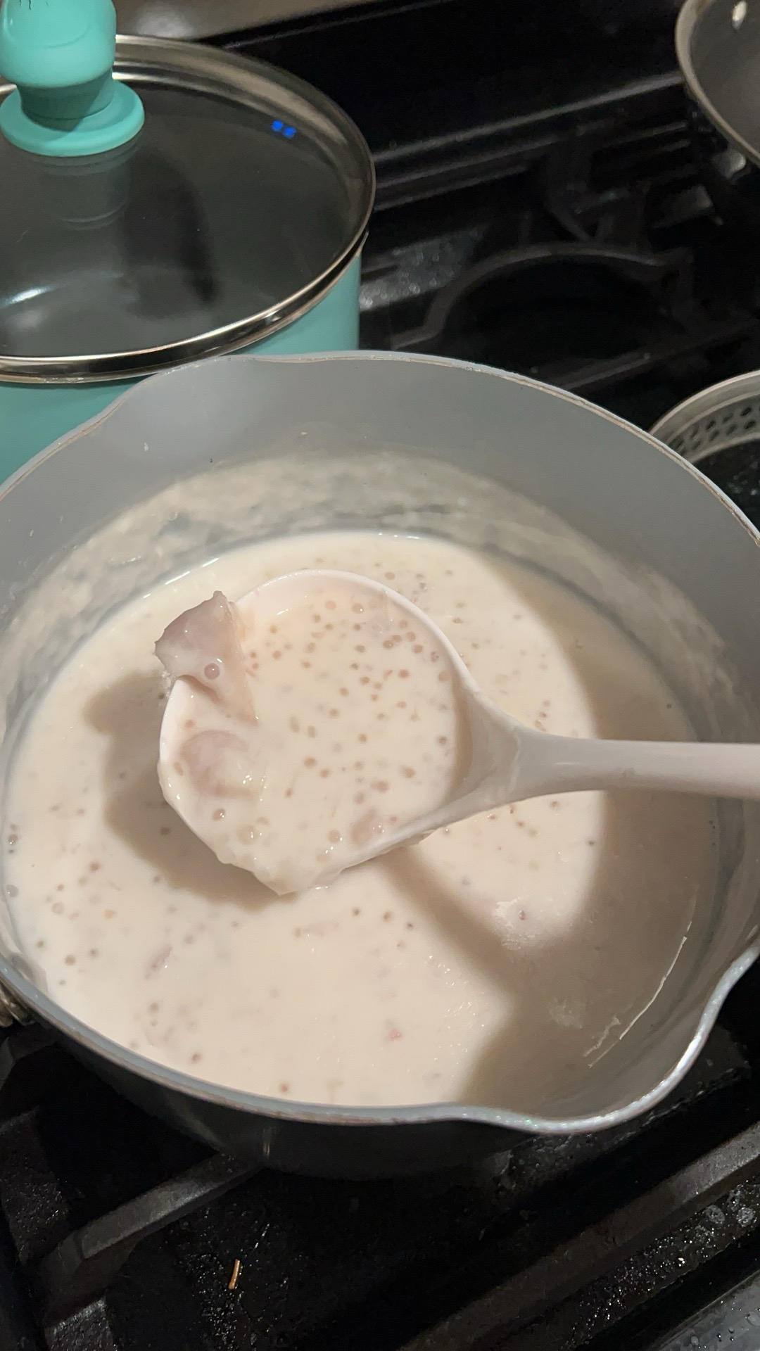 一锅煮❗️自制暖乎乎的椰汁芋头西米露