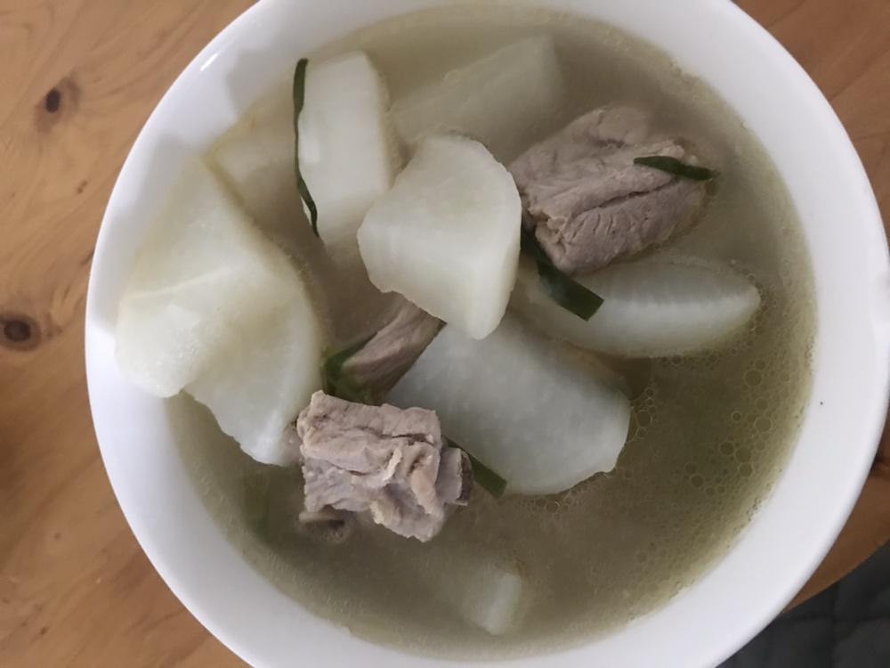 萝卜排骨汤