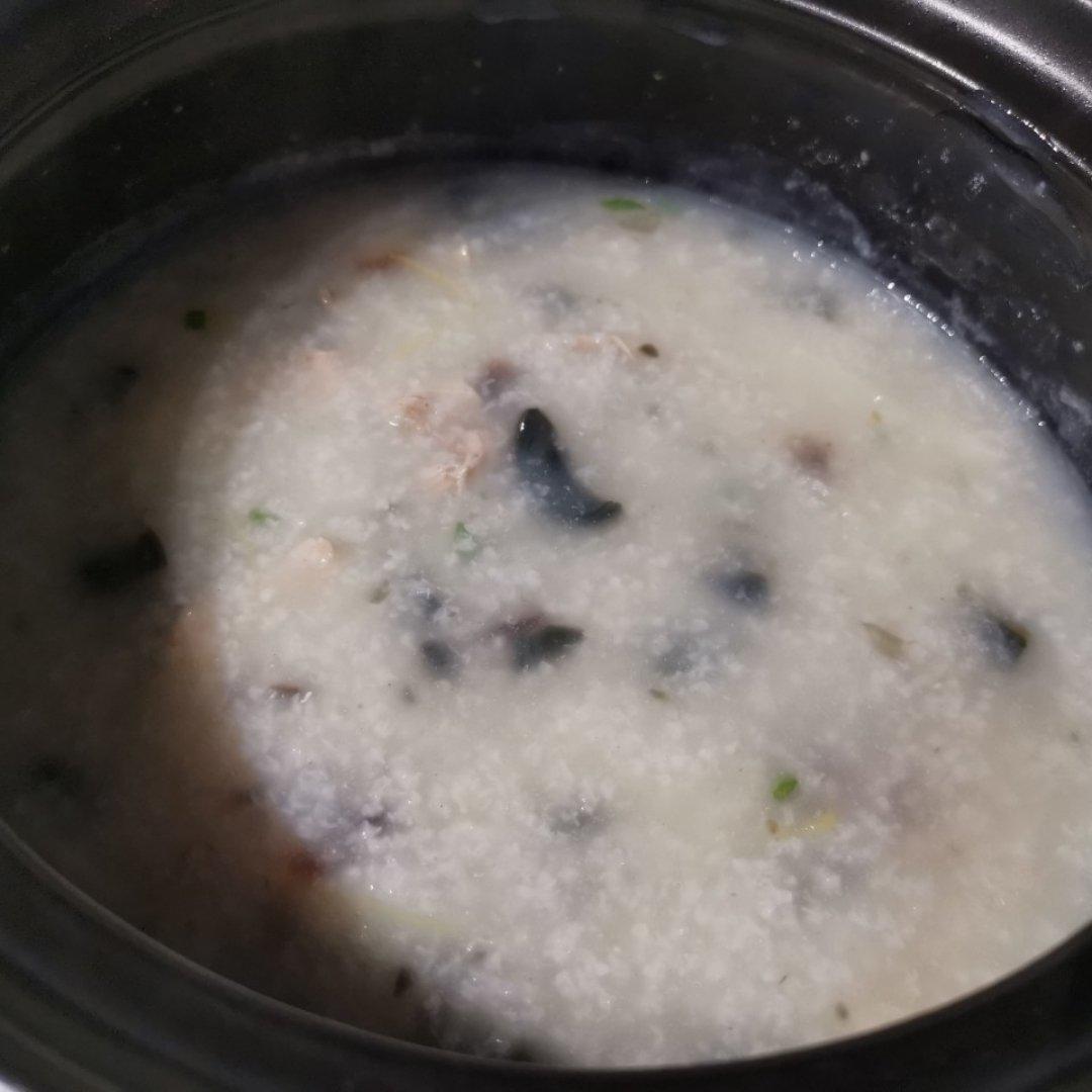 十五分钟快手之香滑皮蛋瘦肉粥(附五分钟电饭煲电压力锅更快捷方法)