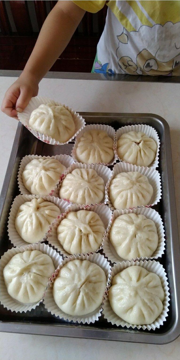 鲜肉包子