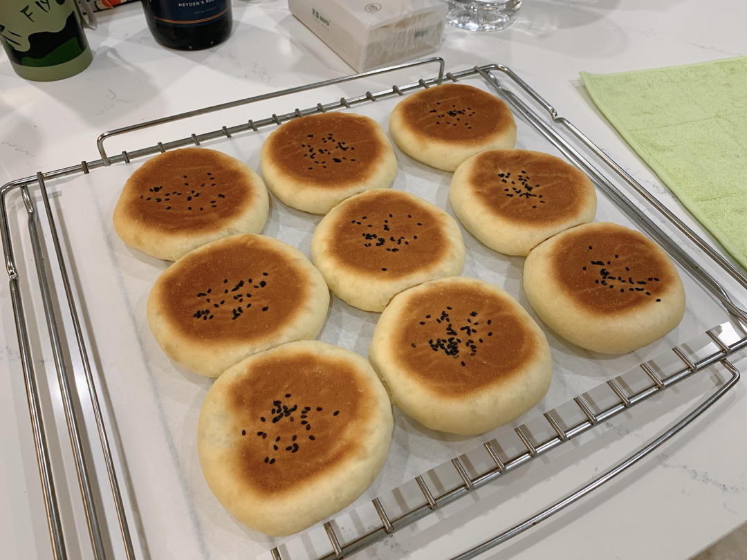 淡奶油版红豆豆沙包