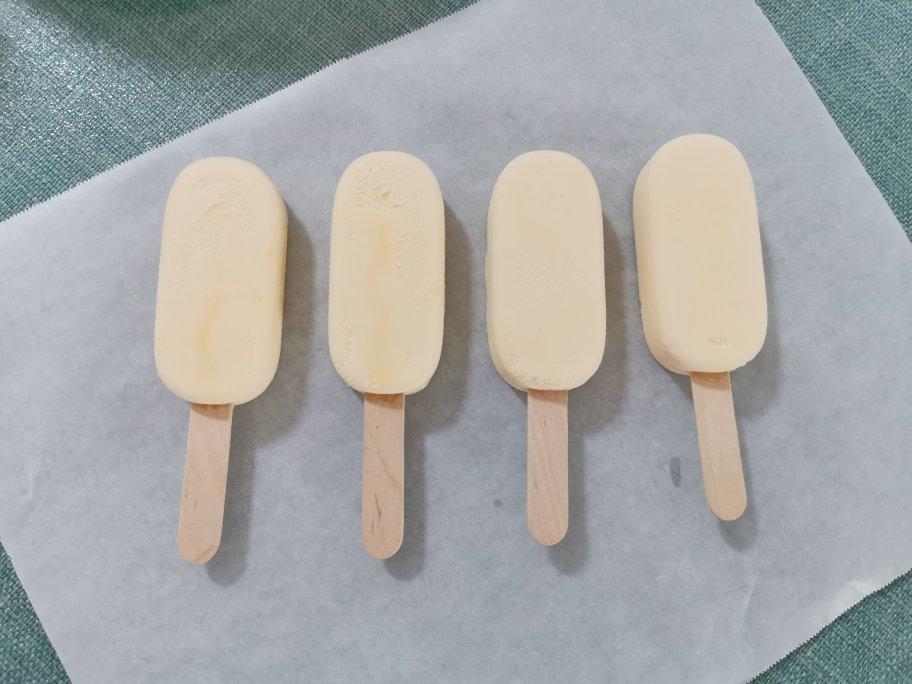 雪糕巧克力脆皮.梦龙脆皮 by pink-rabbit