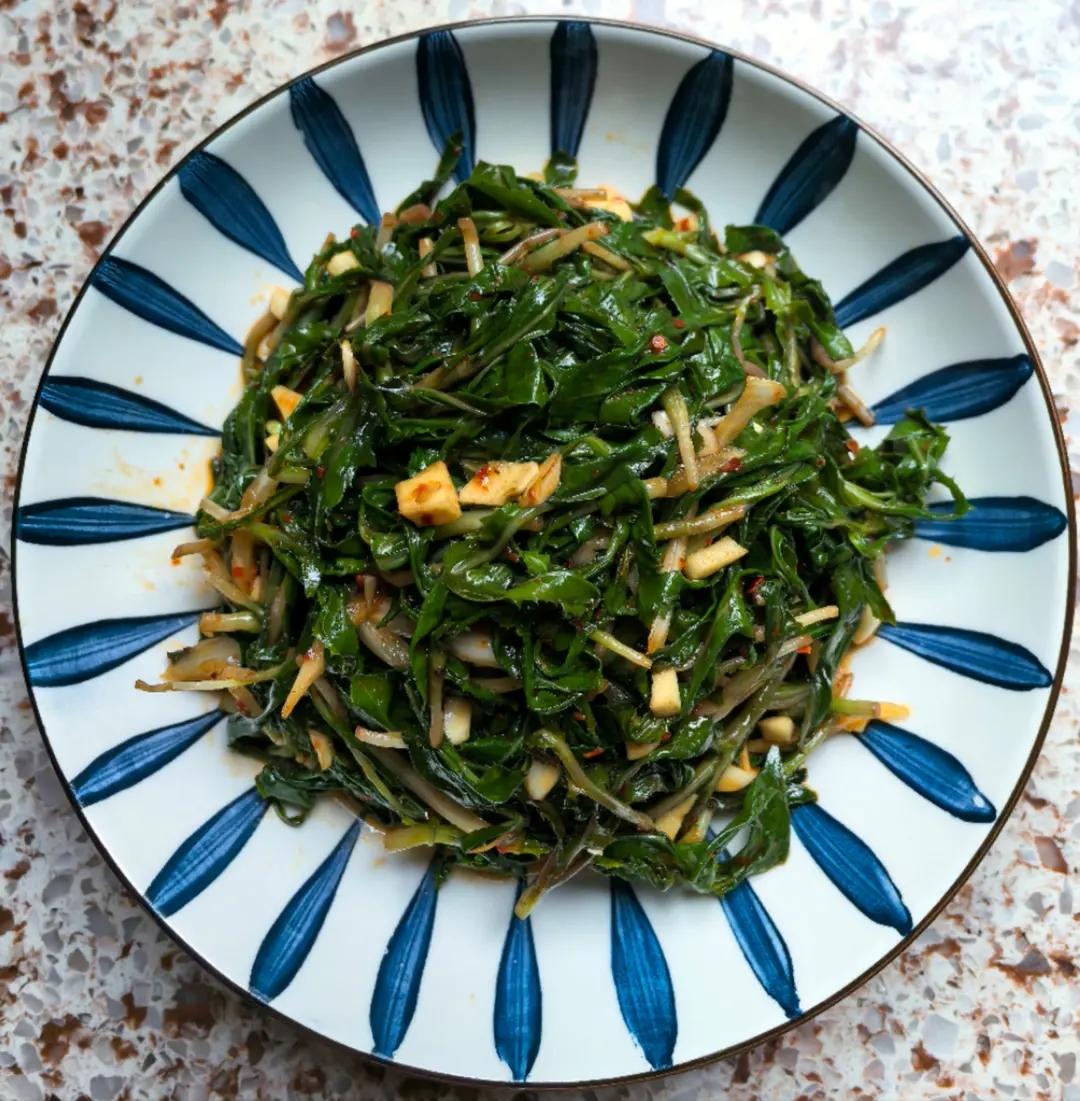 【春季野菜季】凉拌曲麻菜/苣荬菜