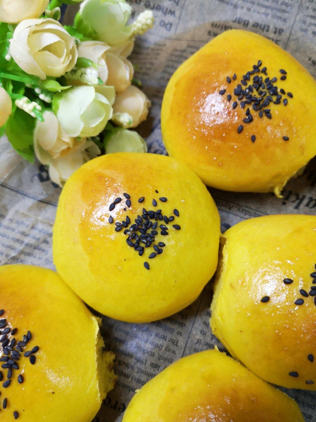 南瓜奶油小餐包（一次发酵）