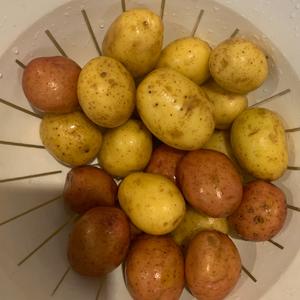 快手百里香土豆（空气炸锅）的做法 步骤1