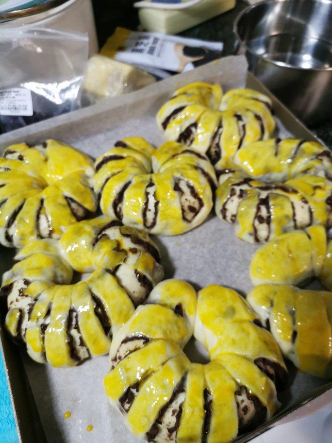 颜值奶油草莓甜心小面包