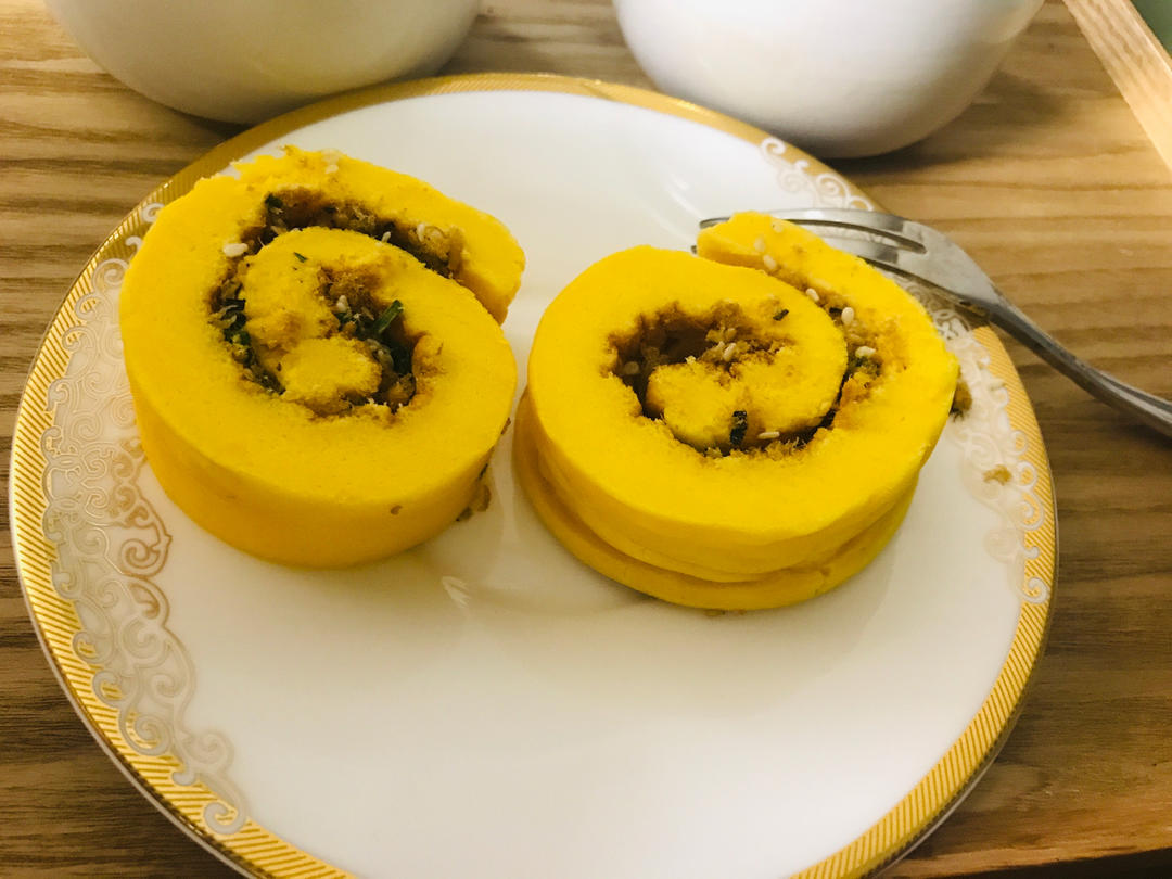 美味肉松卷-简单不开裂，零失误的蛋糕卷