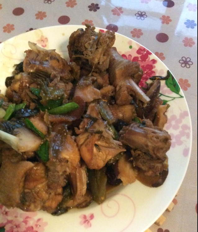 香菇板栗焖鸡