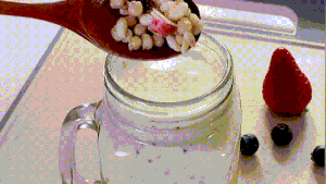 ☘️☘️奇异果香蕉坚果燕麦酸奶奶昔☘️☘️的做法 步骤8