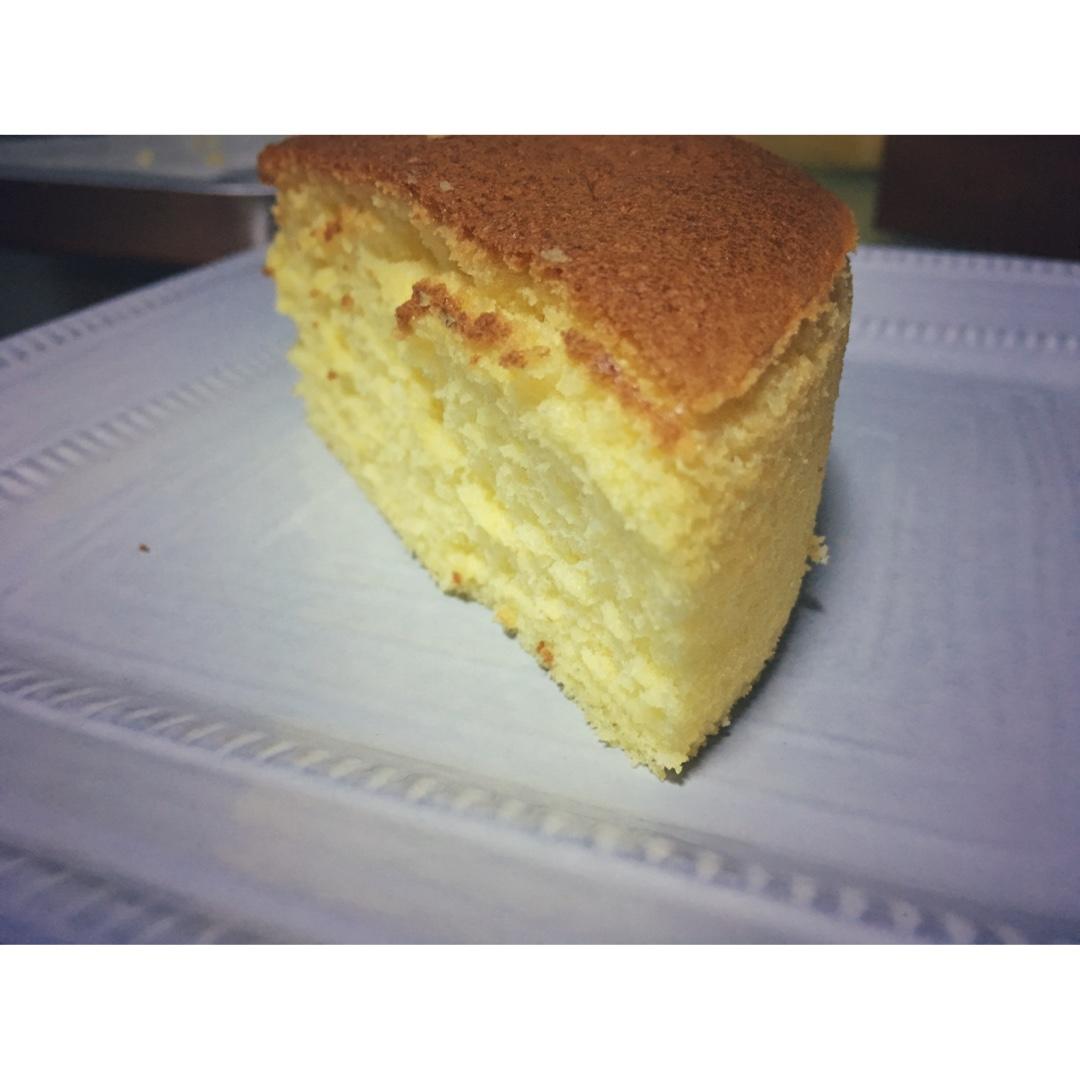 烤箱做蛋糕（戚风蛋糕的做法）