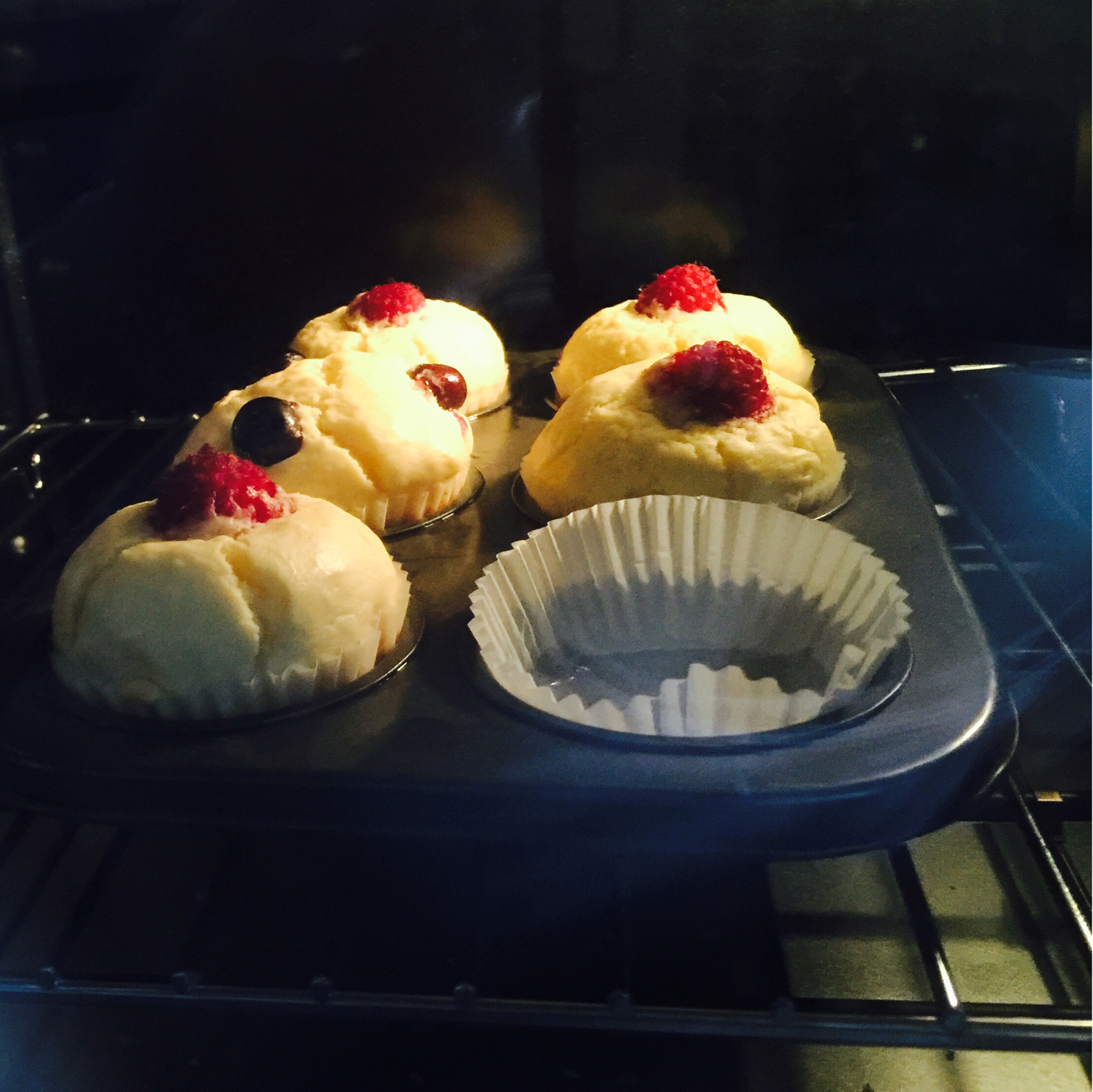 一整颗草莓の马芬