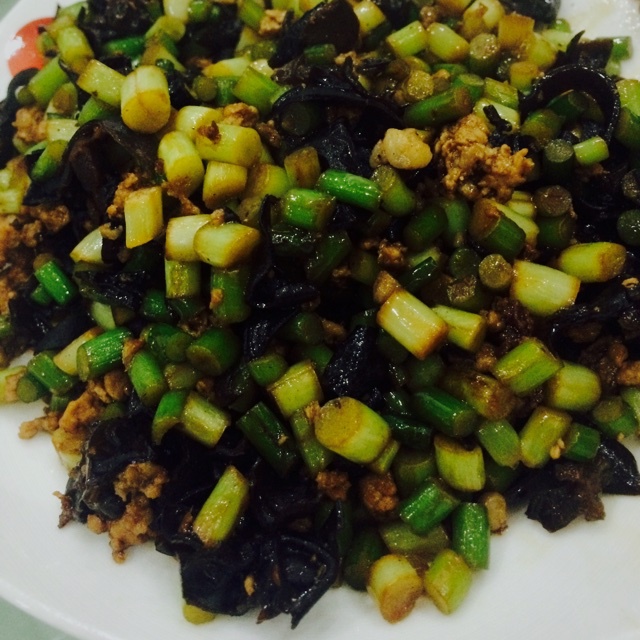 下饭菜～蒜苔肉末