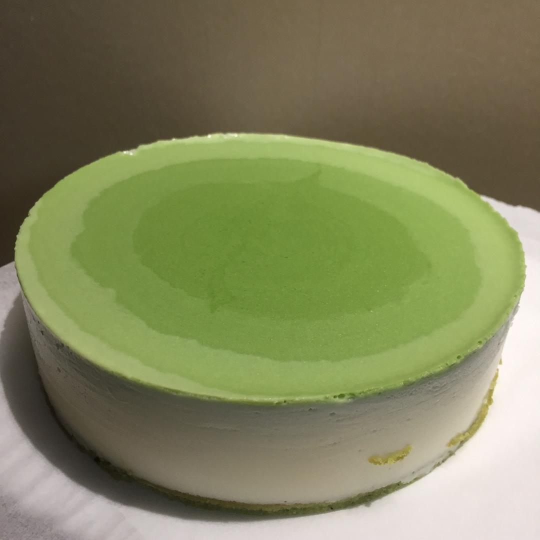 渐变抹茶慕斯蛋糕：我Amanda带着既美又作的抹茶甜点又来了！【曼食慢语】