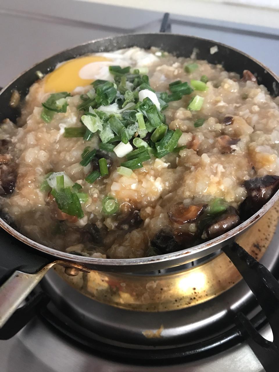 香菇酱油炒饭
