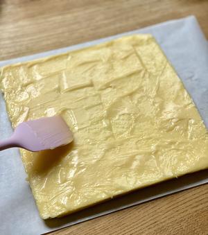 懒人版小美肉松瑞士卷（海绵肉松蛋糕卷）的做法 步骤10