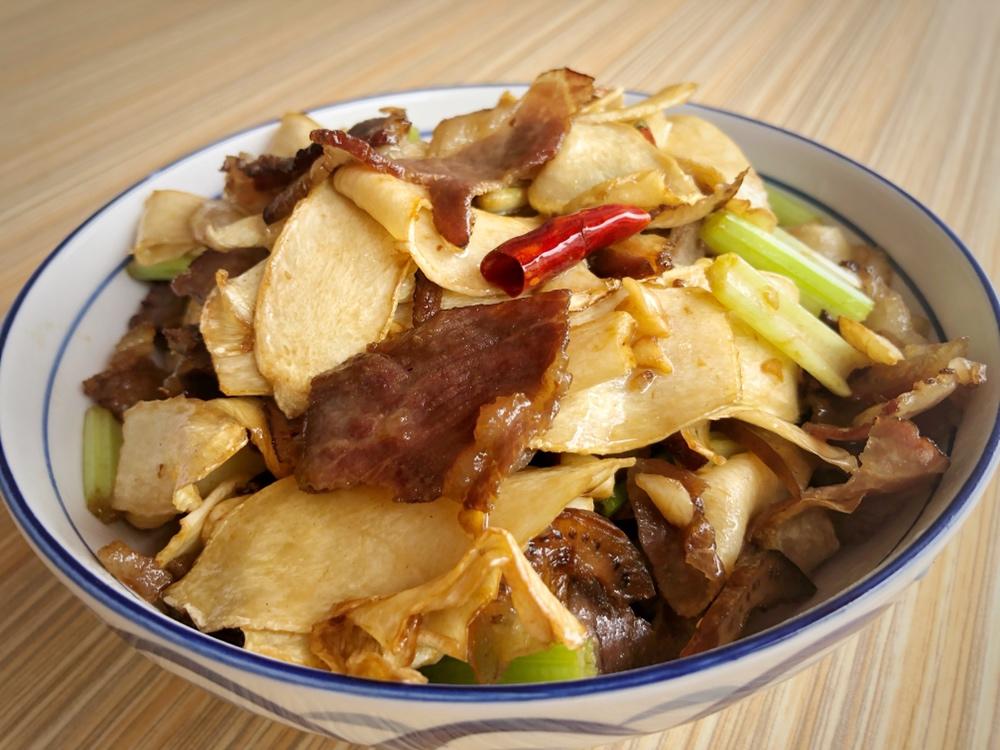 冬笋炒腊肉