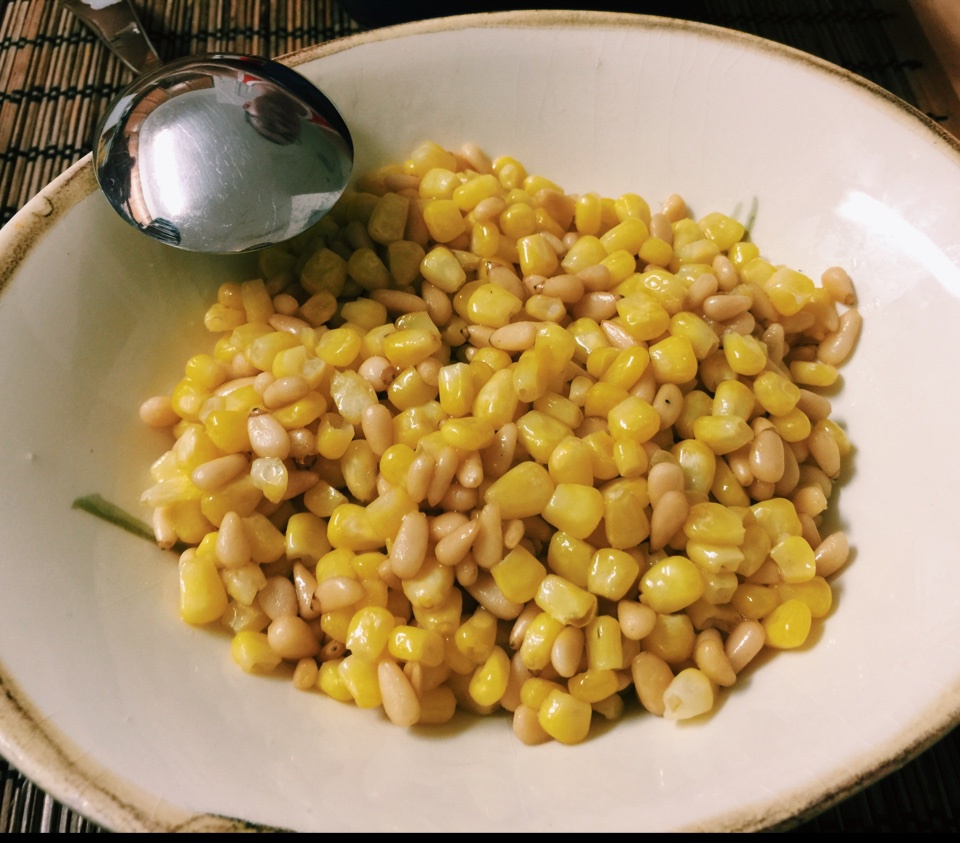 甜味松仁玉米
