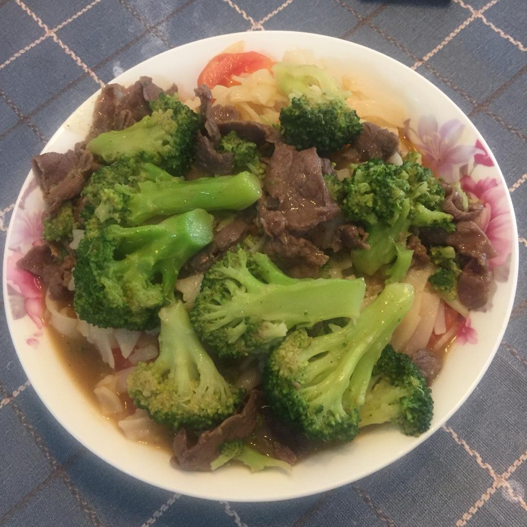 潮汕妈妈的牛肉炒粿条