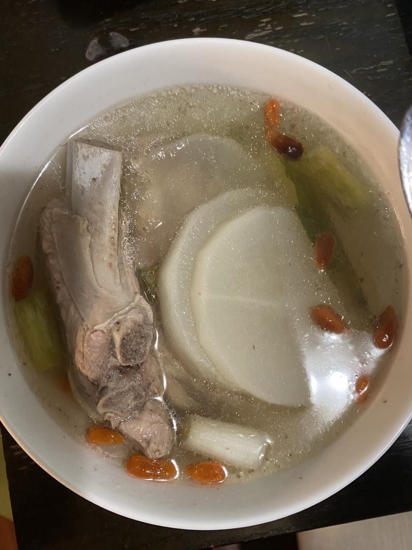 萝卜排骨汤