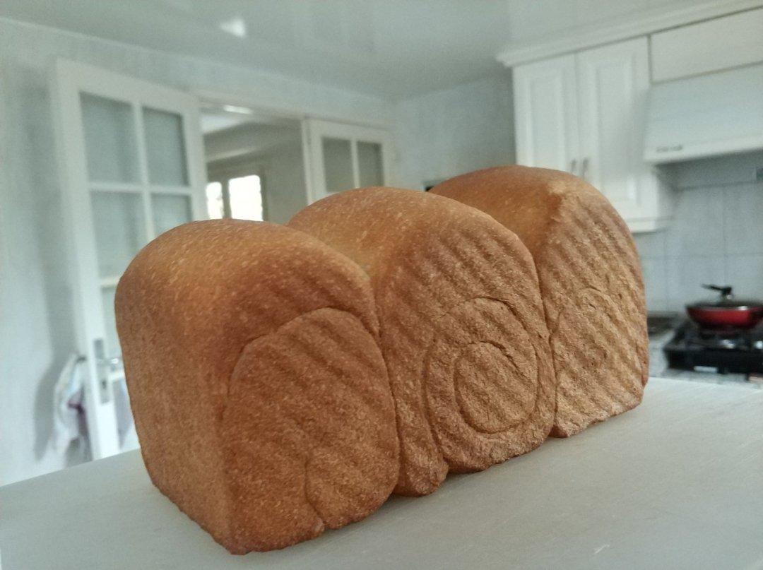 低卡黑麦全麦吐司