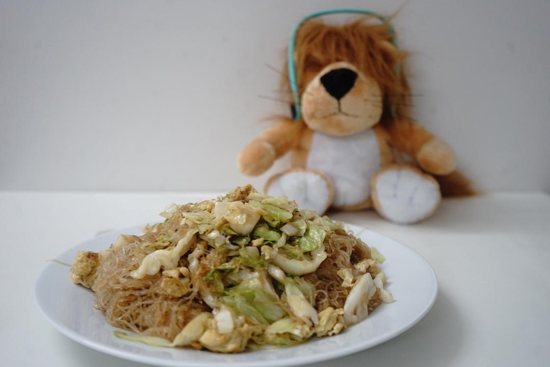 包菜粉丝炒鸡蛋