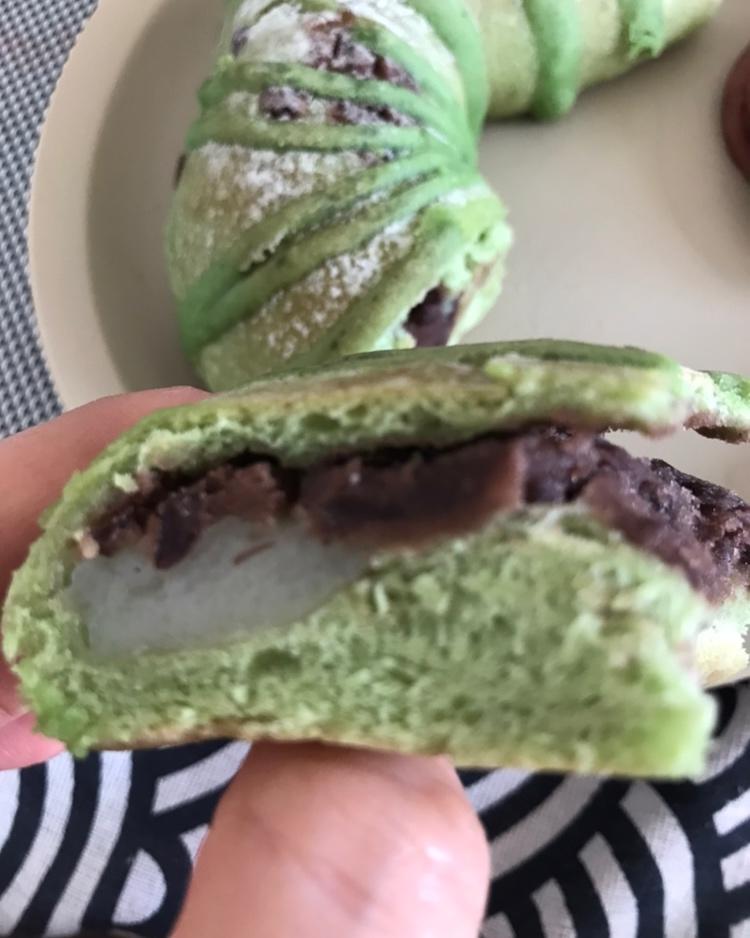 抹茶麻薯红豆软欧包