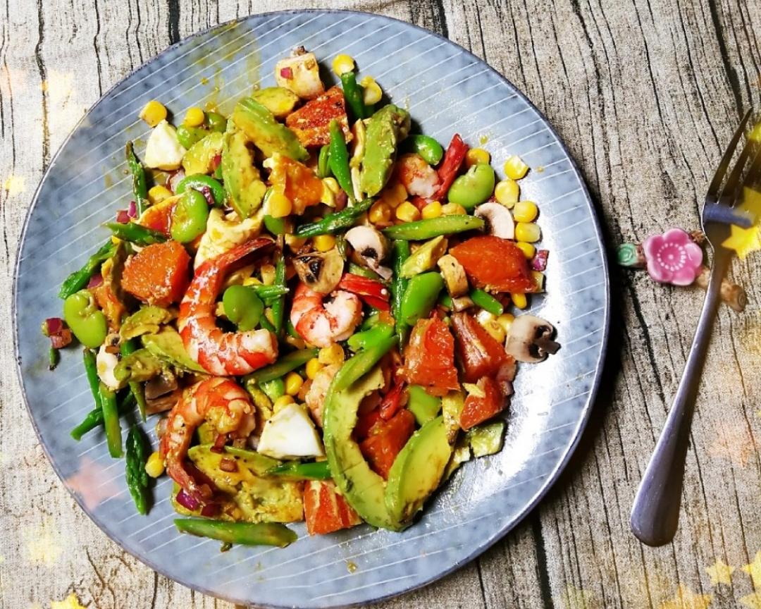 用时今蔬菜➕土🐔蛋、🥑🌽🍊🦐做个营养均衡又快手👏的颜值早餐，母亲节，一人份早餐也要🈶仪式感的做法