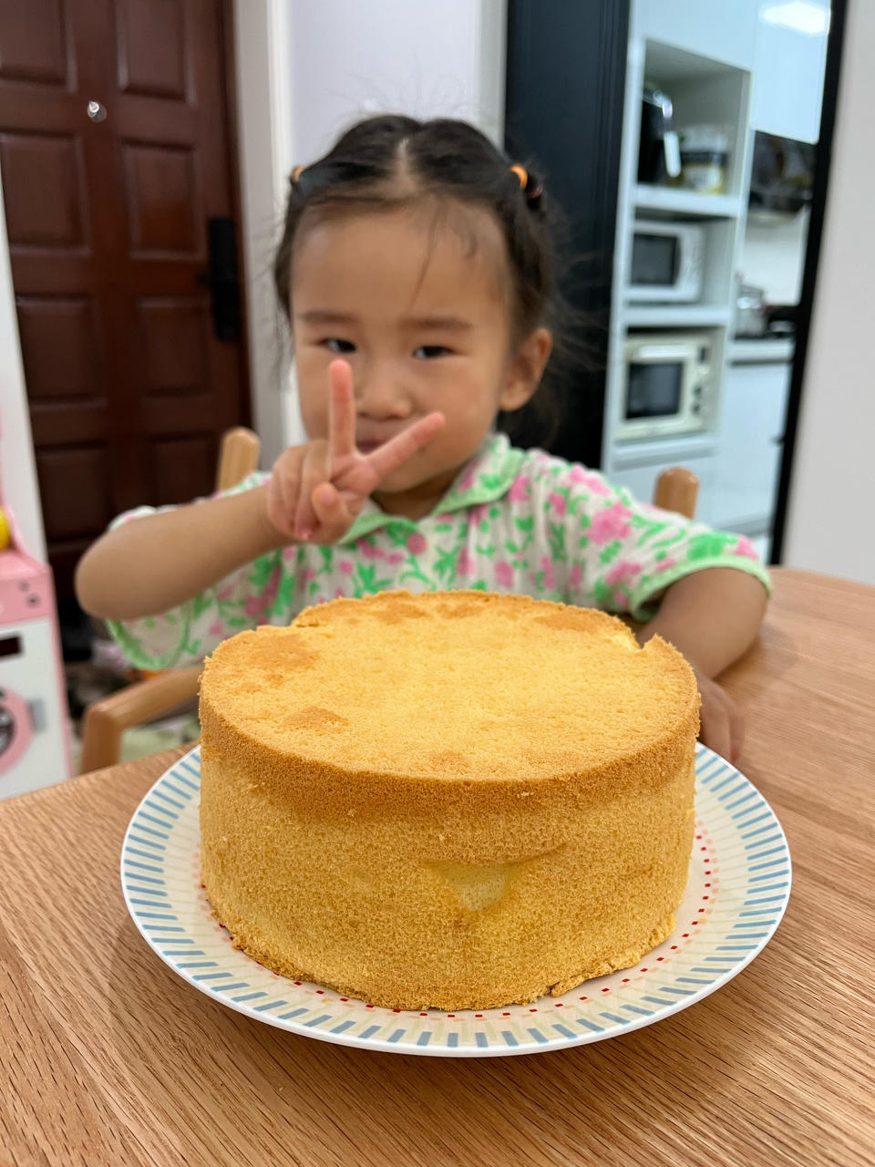 和悠一起做蛋糕