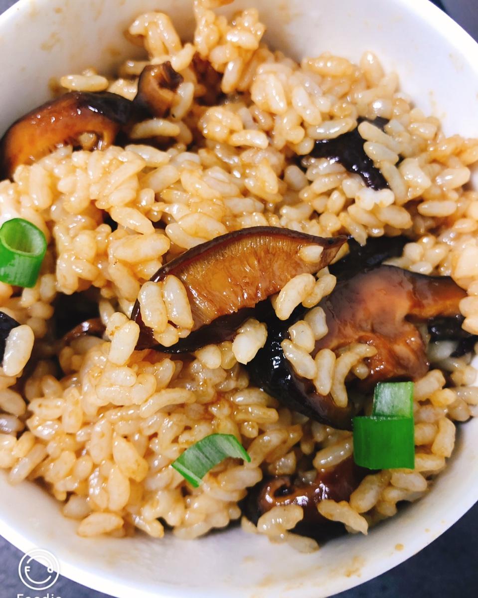 【香菇油饭】