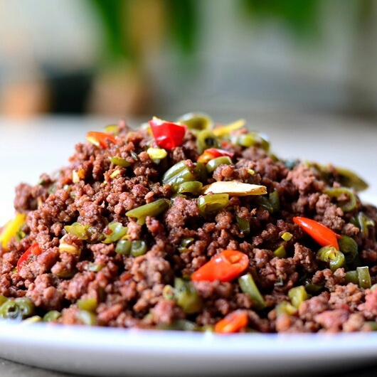 酸豆角炒肉末