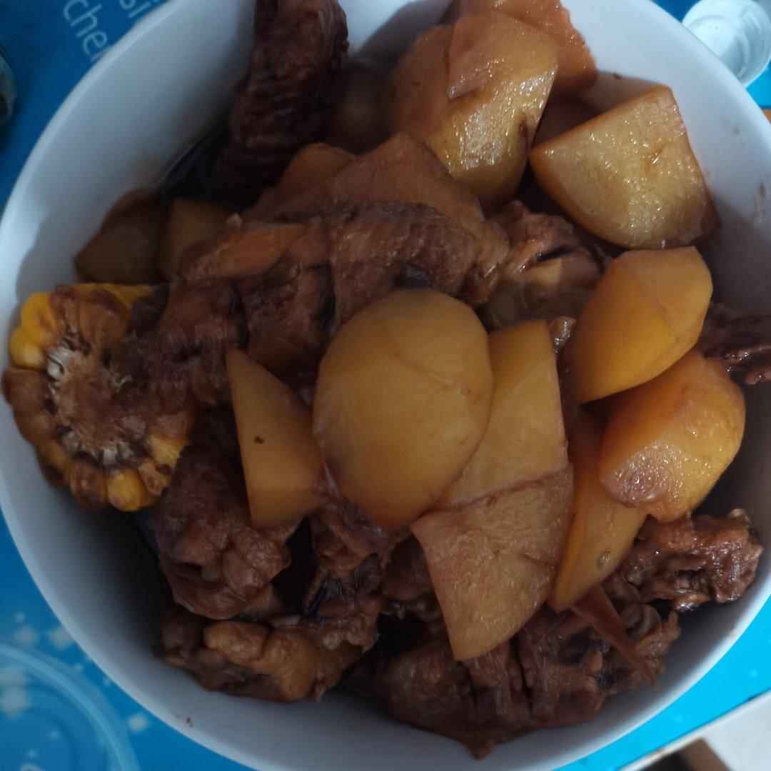 超级下饭又美味的玉米鸡翅煲！不加一滴水