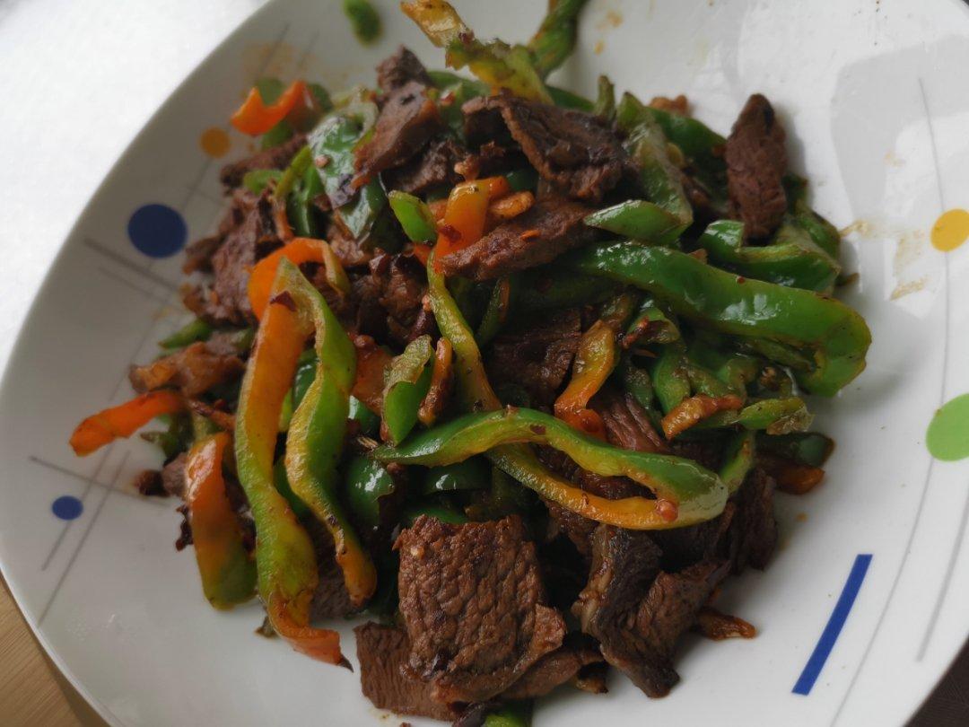 杭椒牛柳黑椒牛柳 终于找到炒出嫩牛肉的办法了 肉片肉丝都适用