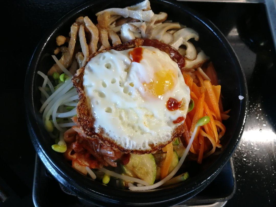 石锅拌饭
