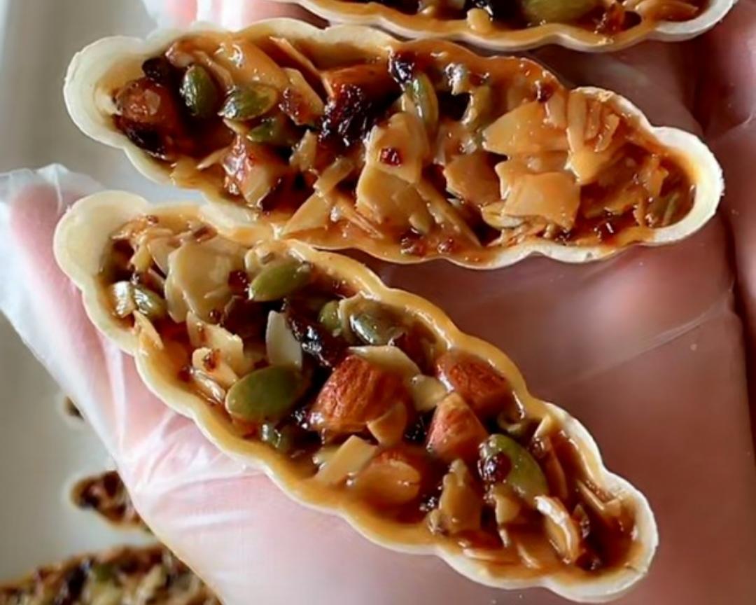 綜合堅果糯米船的做法