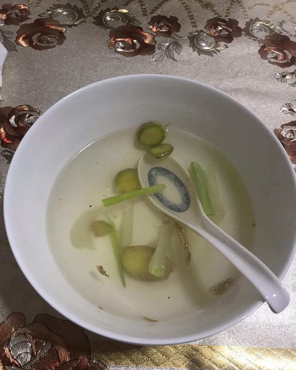 肉肉-155做的着凉感冒一喝就好 葱白姜汤