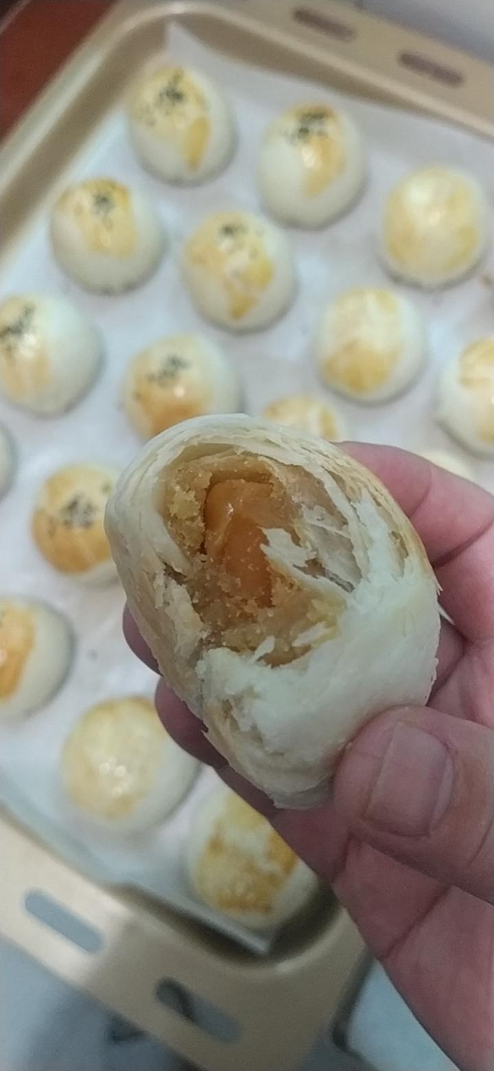 蛋黄酥