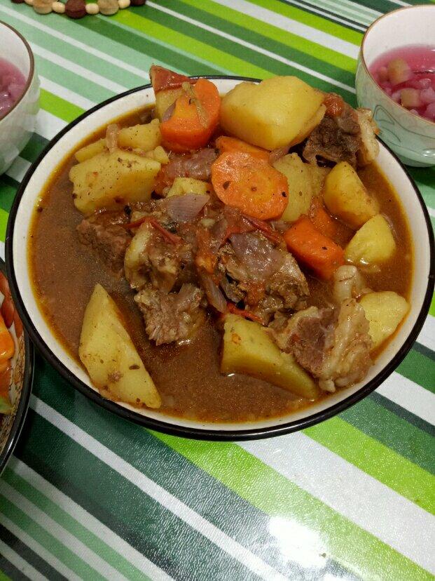 土豆炖牛肉