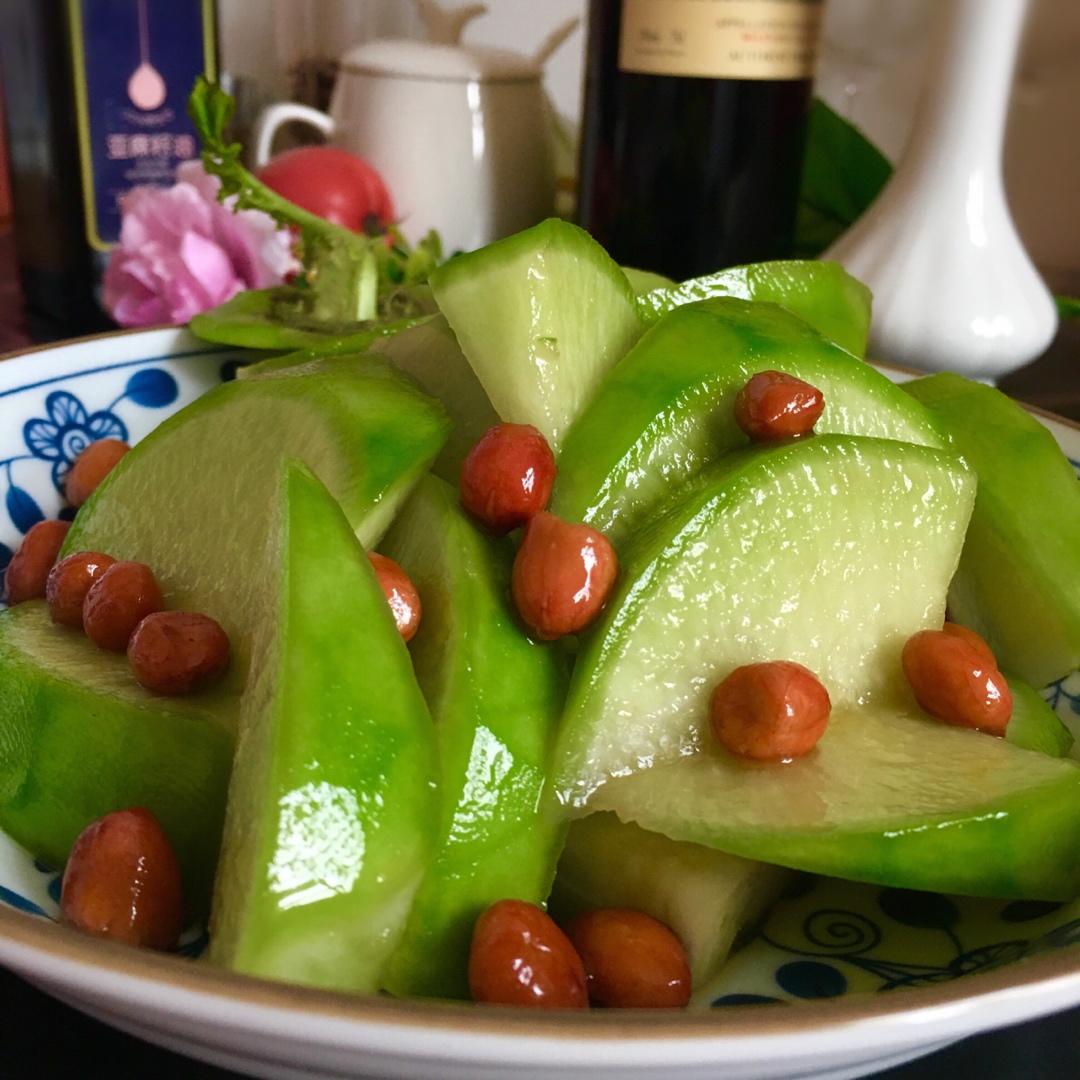 香草冰激凌汪做的凉拌萝卜皮