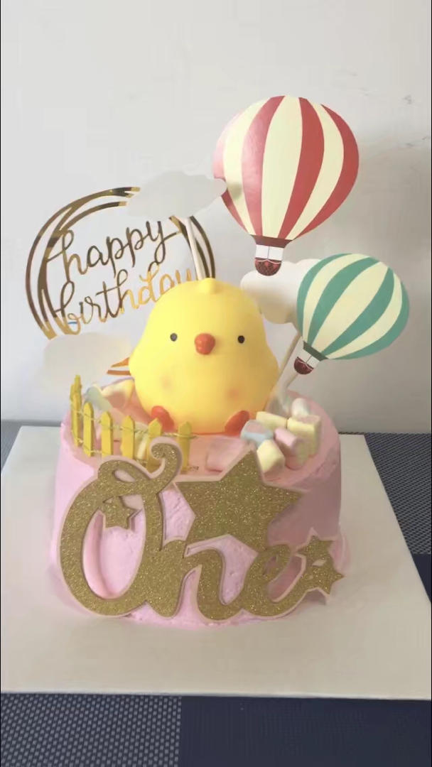 乐simpleli做的鸡宝宝生日蛋糕
