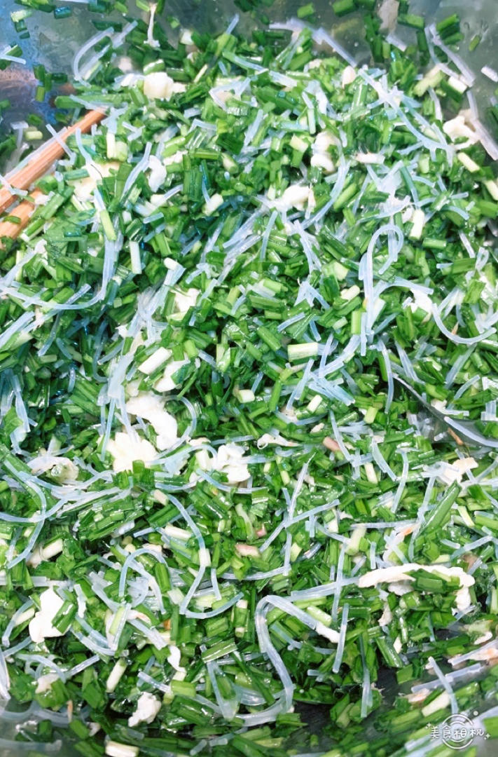 皮薄如纸全烫面韭菜饼